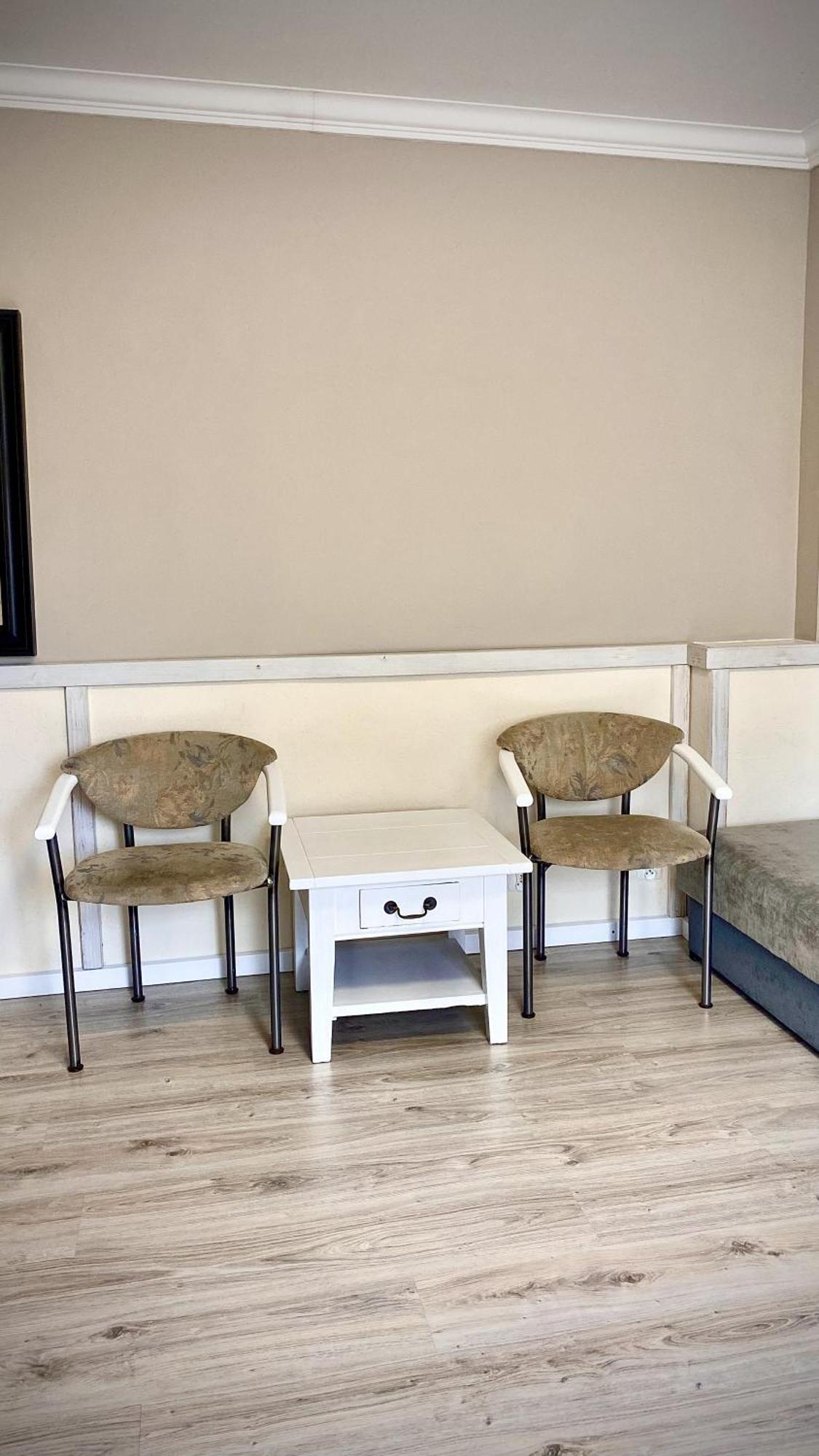 Villa Pod Orzechem W Zaniemyslu מראה חיצוני תמונה