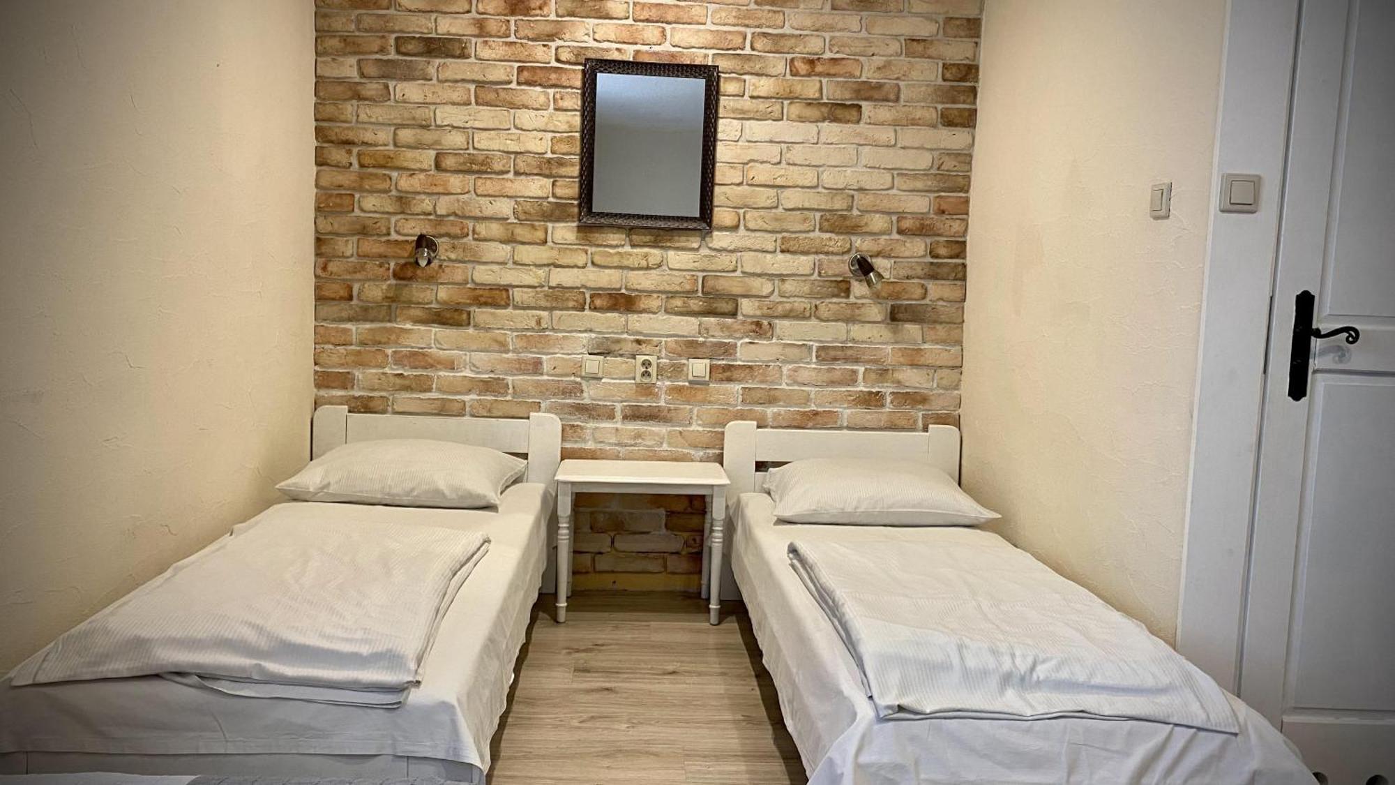 Villa Pod Orzechem W Zaniemyslu מראה חיצוני תמונה