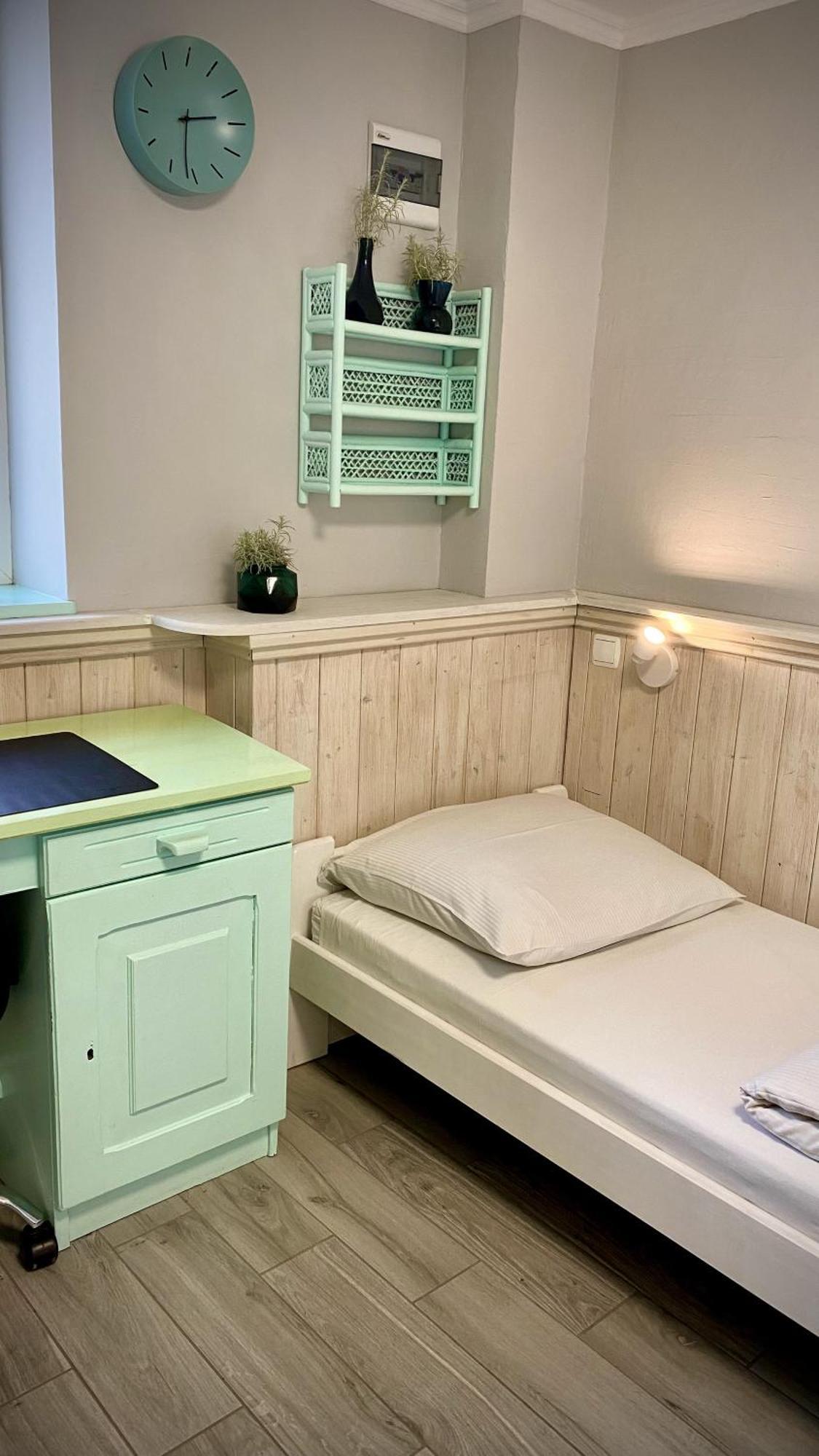 Villa Pod Orzechem W Zaniemyslu מראה חיצוני תמונה