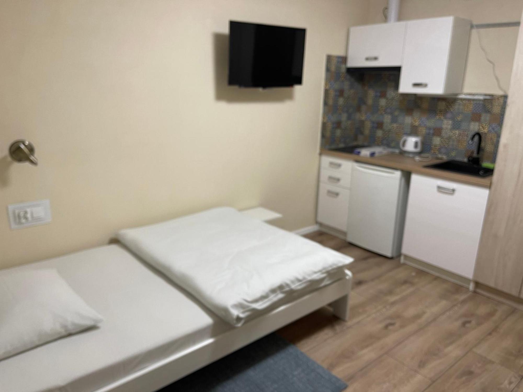 Villa Pod Orzechem W Zaniemyslu מראה חיצוני תמונה