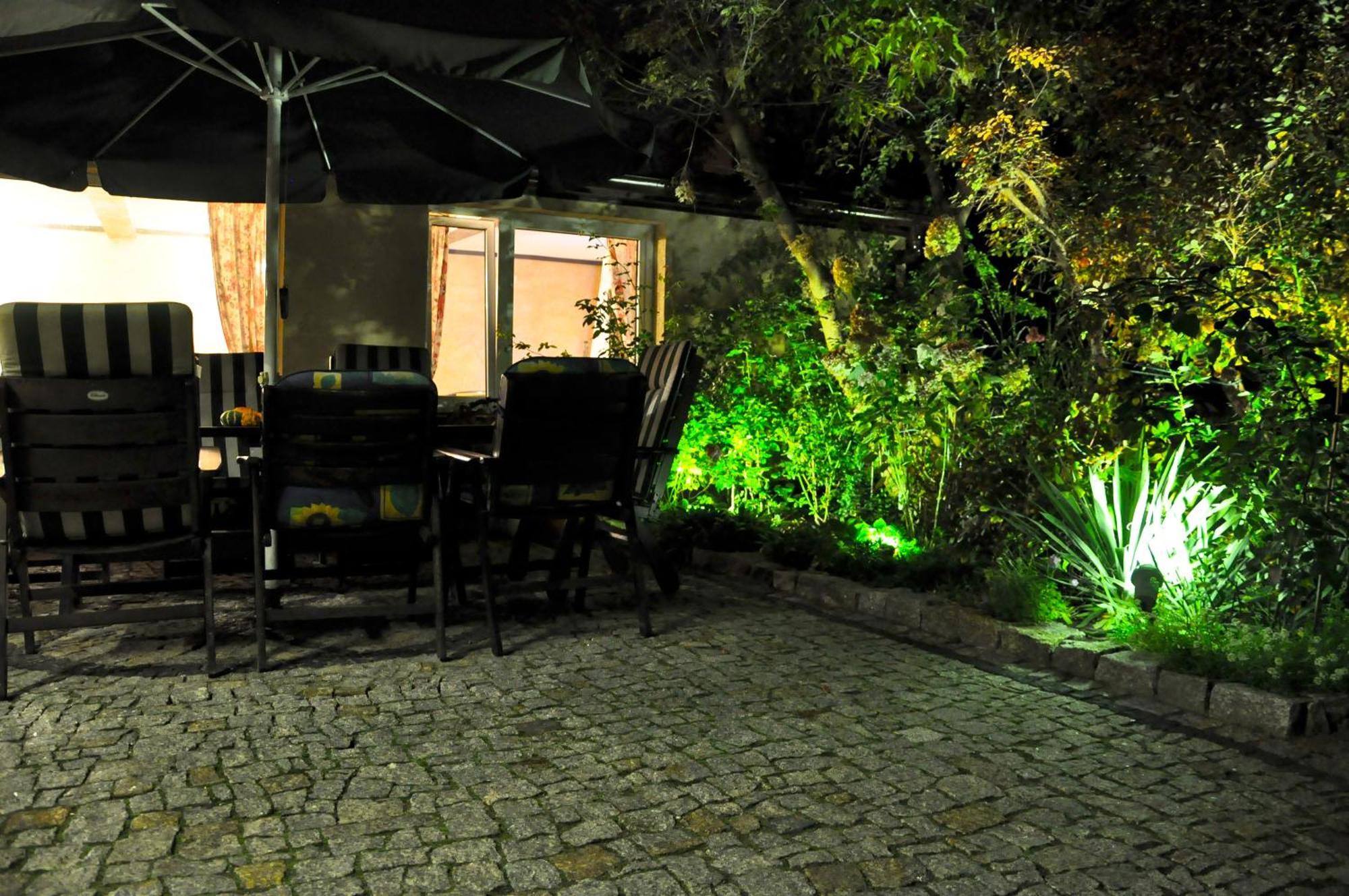 Villa Pod Orzechem W Zaniemyslu מראה חיצוני תמונה