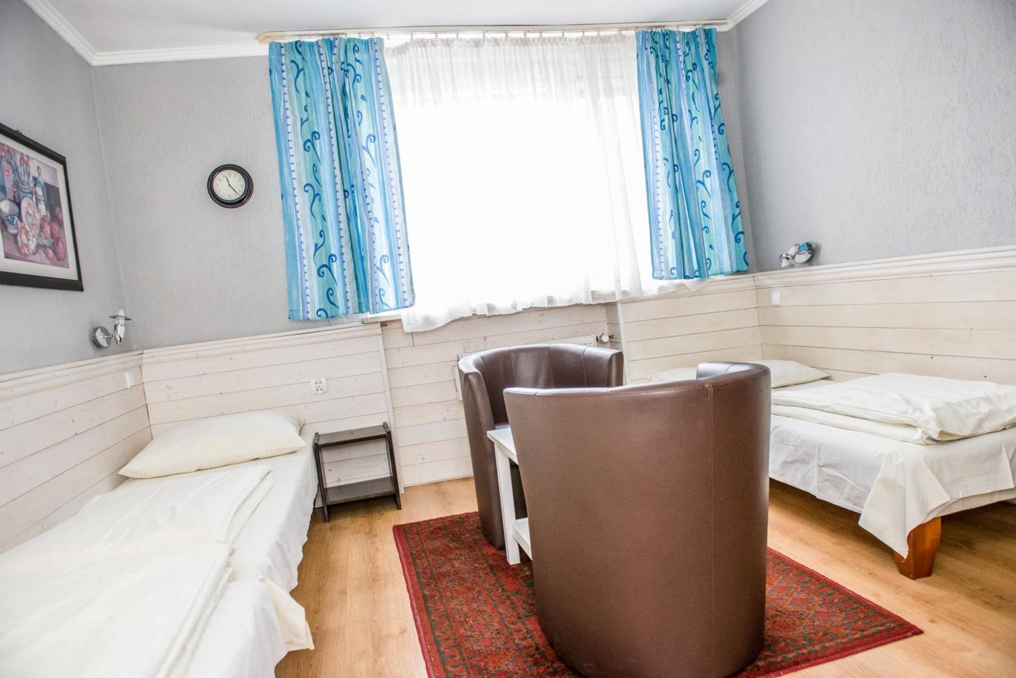 Villa Pod Orzechem W Zaniemyslu מראה חיצוני תמונה